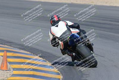 media/Feb-04-2023-SoCal Trackdays (Sat) [[8a776bf2c3]]/Turn 10 Backside (1010am)/